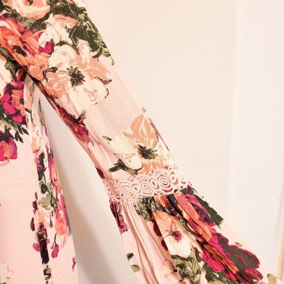 Altar'd State Boho Floral Bell Sleeve Tunic Mini Dress Pink S - Picture 7 of 8